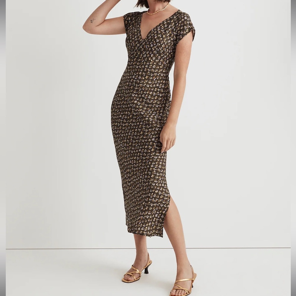 Madewell NWT Wide V-Neck Midi Dress